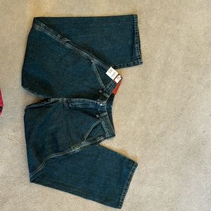 Brand new with tags Classic Carpenter Wrangler  size 16 regular